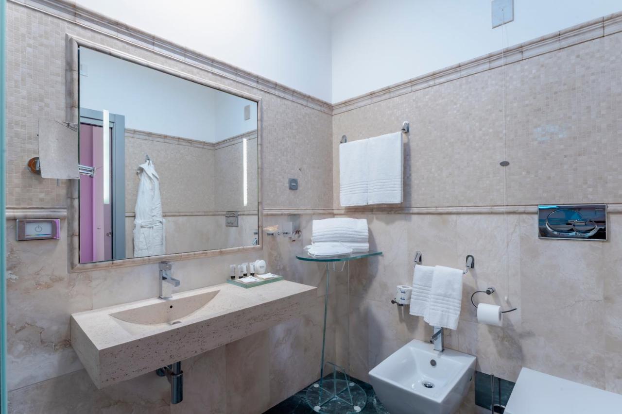 Hotel Trecento Rome Luaran gambar